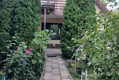 Casă cu 4 camere în Valea Adâncă - 1