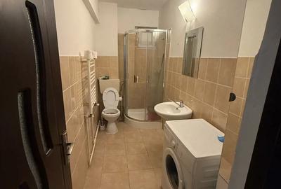 Inchiriez apartament - 3