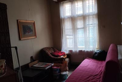 Casă individuală cu 4 camere cu Canalizare în Drumul Taberei - 6