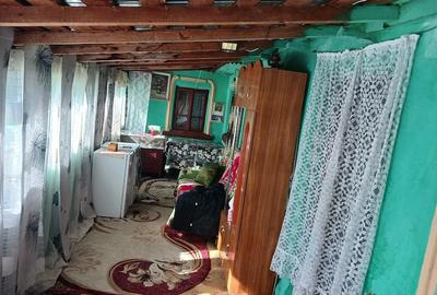 Casă cu Teren 1900 Mp în Central - 11