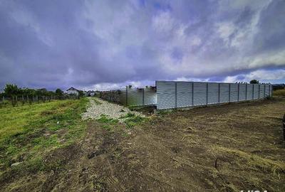 Teren de 646 mp, în Bradu