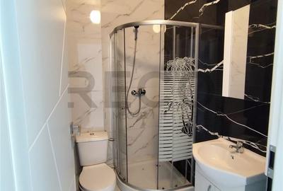 Casă cu 4 camere cu Teren 1097 Mp în Central - 4