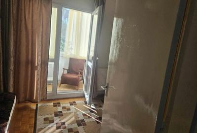 Apartament cu 2 camere nedecomandat în Astra