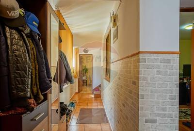 Casa tipica pentru un stil de via?a lini?tit Cra... Casa tipica pentru un stil de via?a lini?tit Cra... - 9