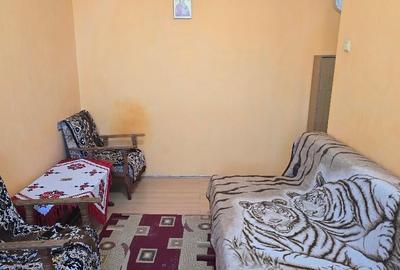 Inchiriez apartament 2 camere in Deva, zona Dacia, bloc de 4 etaje, Inchiriez apartament 2 camere in Deva, zona Dacia, bloc de 4 etaje, - 2