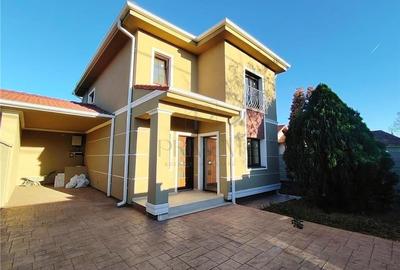 Duplex despartit prin garaj - zona excelenta - toate utilitatile - asfalt - pano - 3