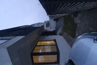 Casă cu 5 camere cu Teren 206 Mp în Dobroești - 8