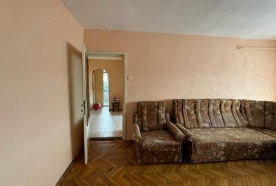 Apartament cu 2 camere decomandat în Alfa