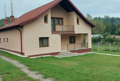Casa de vanzare! - 2