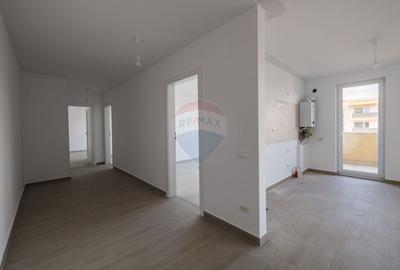 Apartament cu 4 camere decomandat în Astra - 4