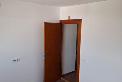 Apartament cu 3 camere decomandat în Tomis III - 10