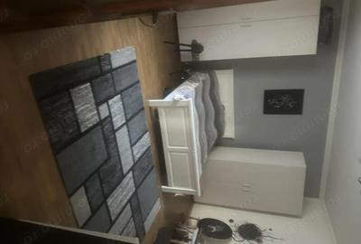 Apartament cu 3 camere decomandat în Sinaia - 1