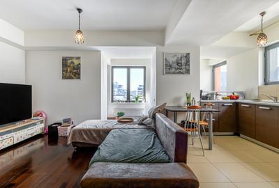 Apartament cu 3 camere semidecomandat, mobilat în P-ța Victoriei - 12