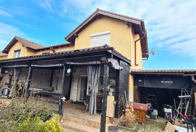 Casă cu 4 camere cu Teren 420 Mp în Vladimirescu