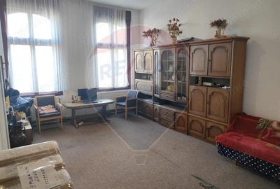 Apartament 2 camere + apartament cu 1 camera de vanzare ultracentral - 2