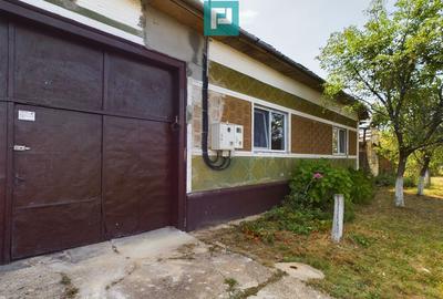 Casa cu 8 Camere in Salajeni - 7