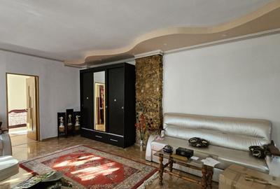 Casa curte- Metrou Pieptanari - 14