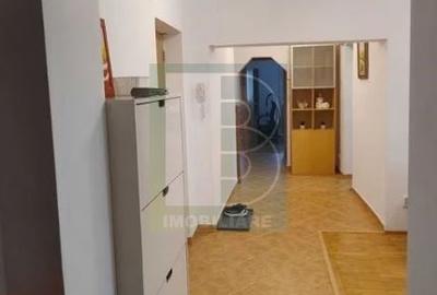 Apartament cu 4 camere decomandat, mobilat în Teiul Doamnei - 2