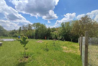 Teren de 1400 mp, în Plopșoru - 6
