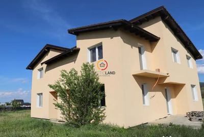 Casă cu 8 camere cu Teren 1352 Mp în Cristian - 6