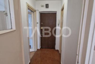 De vanzare apartament 2 camere Obor balcon mare proximitate excelenta - 11