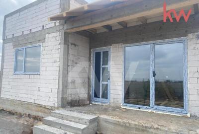 Casa in constructie, Carcea - 1