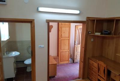 Spațiu comercial, de 20 mp, în Central - 1