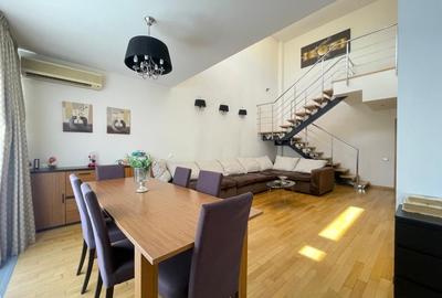 Apartament cu 5 camere si terasa spatioasa + 2 locuri de parcare