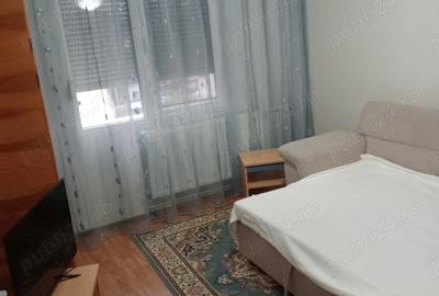 Apartament de bloc 2 camere inchiriere zona Liberty Mall -Sebastian - 2