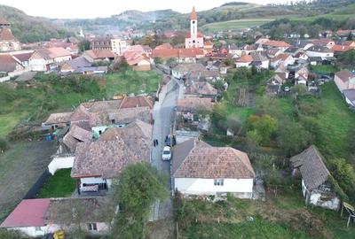 Casă cu 3 camere cu Teren 634 Mp în Axente Sever - 1