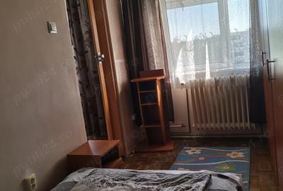 Apartament cu 2 camere nedecomandat în Trivale
