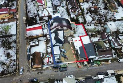 Casă cu 10 camere cu Teren 750 Mp în Central - 3