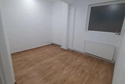 Spațiu comercial, de 114 mp, în 9 Mai - 9