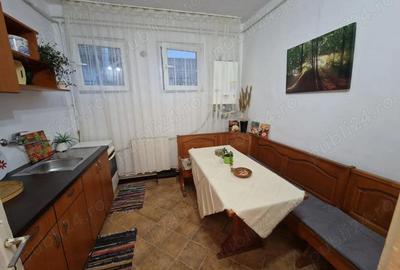 Complex - langa Tibiscus. CENTRLA Proprie - 30 mp utili. ACOPERIS - 1