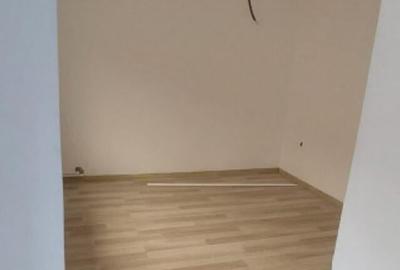 Casă cu 5 camere cu Teren 220 Mp în Brătianu - 5