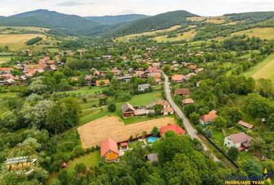 FILM 3D! Doua case cu:piscina,foisor,arbori decorativi,1.700mp teren,Lutoasa,Covasna - 4