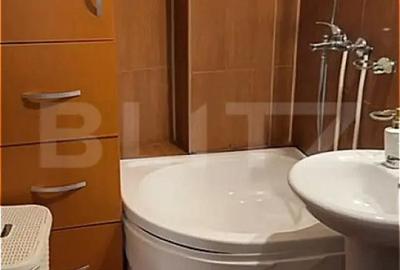 Apartament cu 3 camere decomandat în Democrației - 2