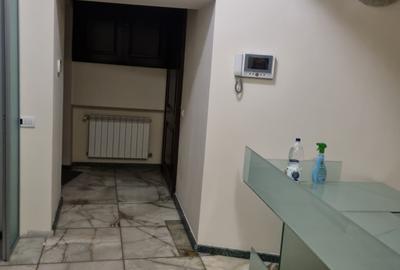 Casă cu 6 camere cu Canalizare în Universitate - 57