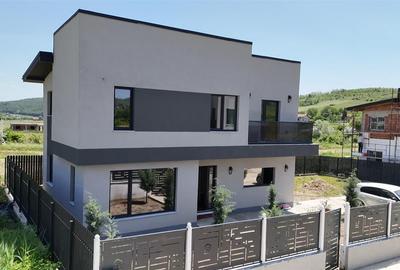 Casă individuală cu 3 camere cu Canalizare în Tomești - 11