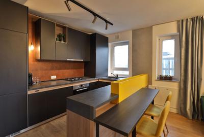 Apartament cu 2 camere decomandat, mobilat în Tractorul - 2