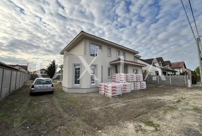 Casă cu Teren 735 Mp în Moșnița Veche