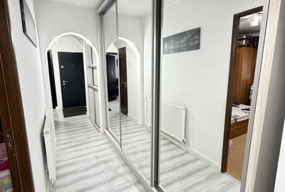 Apartament cu 3 camere decomandat în Central - 1