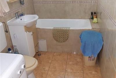 3 camere decomandat vedere pe 2 parti, CENTRALA, zona Dambovita - 6