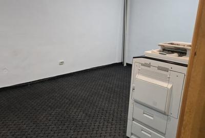 Spatiu comercial sau de birouri ultracentral etaj 1 - 2