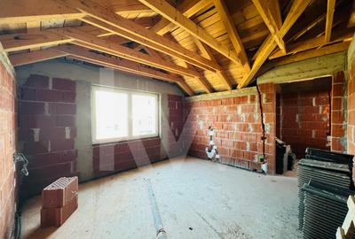 Casă individuală cu 5 camere cu Canalizare în Fughiu - 27