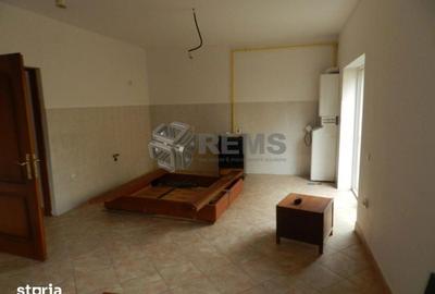 Casă cu 5 camere cu Teren 50 Mp în Ciupercenii Noi - 7