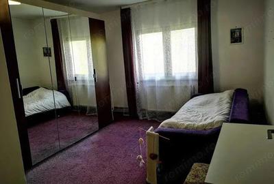 Garsonieră decomandată în Tudor