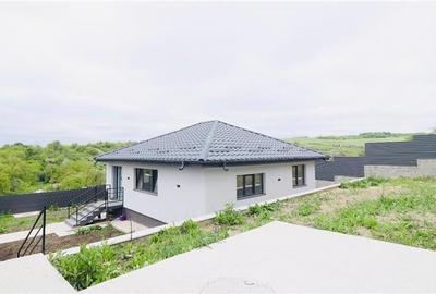 Casa plan parter, 4 camere, intabulata, Valea Lupului