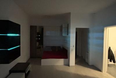 Garsonieră decomandată în Văcăresti - 2