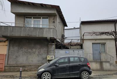Piata Amzacea - casa 3 camere (suprafata totala teren 114 mp ) - 17